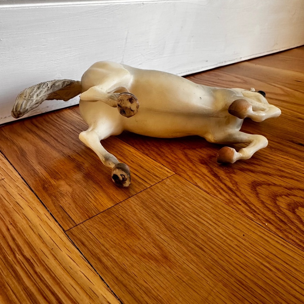 Vintage Breyer Rearing Lipizzan Stallion Alabaster #620 7.5" - Picture 10 of 14